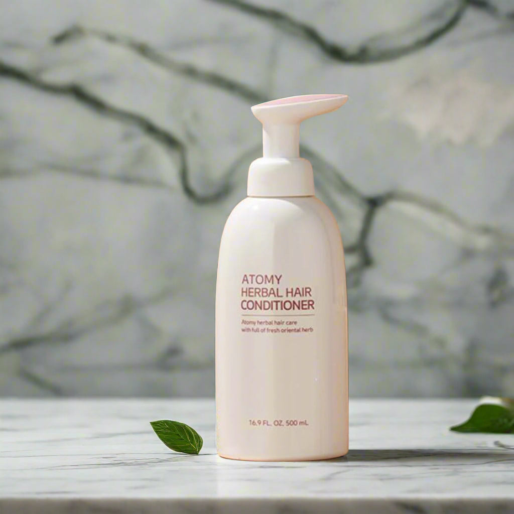 APRÈS-SHAMPOOING À BASE DE PLANTES